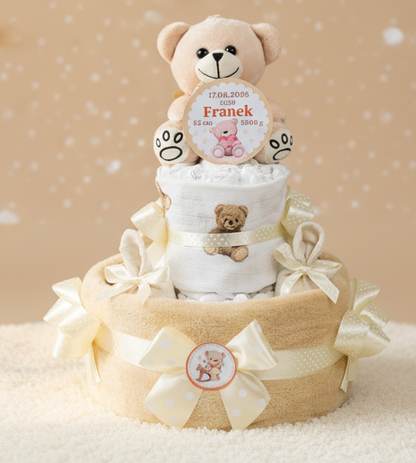 Tort z Pieluch z Misiem i Metryczką – Prezent dla Noworodka na Narodziny, Baby Shower i Chrzest | Pampers / Dada r.2