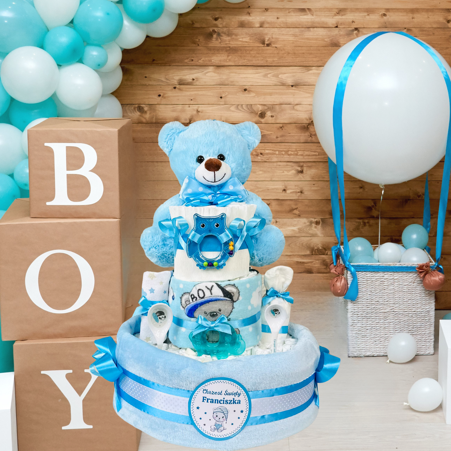 Tort z Pieluch dla Chłopca | Prezent dla Noworodka z Pampers PlanetaMama