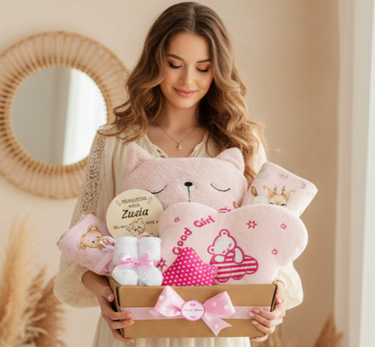 Zestaw Prezentowy dla Noworodka Dziewczynki | Chrzest, Baby Shower, Pozytywka | Gift Baby Box (Kopia)
