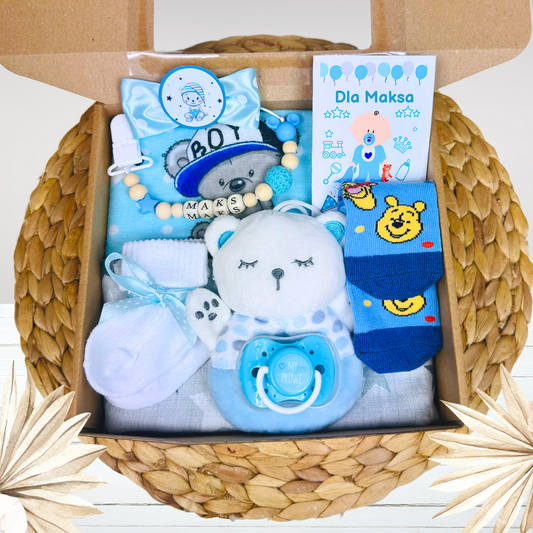 Zestaw prezentowy gift baby box niebieski zawieszka do smoczka PM02
